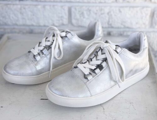 Relay Silver Sneaker