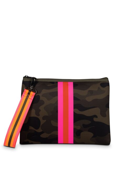 Beth Showoff Clutch