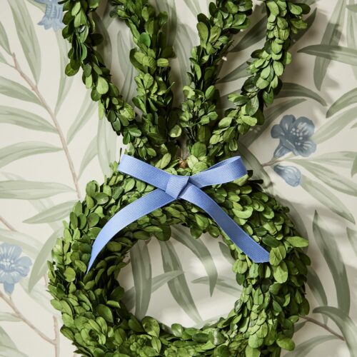 Boxwood Bunny Wreath - Image 2