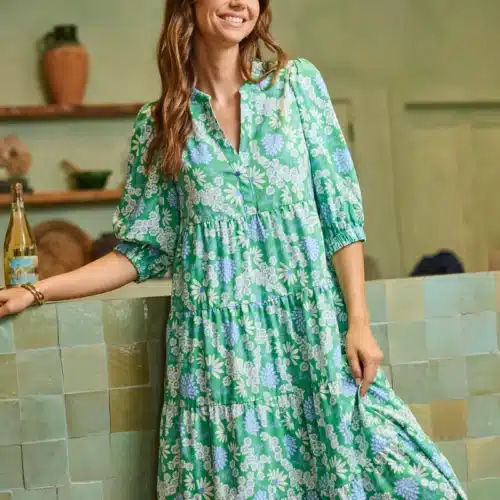 Mary_Square_Sav_247_2_1800x1800-jpg